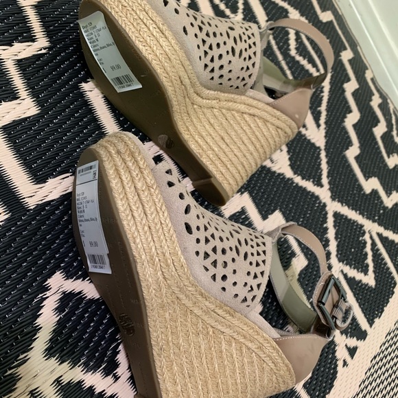 Sandales Compensées à Plateforme Marc Fisher Femmes Noires Taille 8.5 US (M) - Espadrilles Wedge - Neuf Sans Emballage
